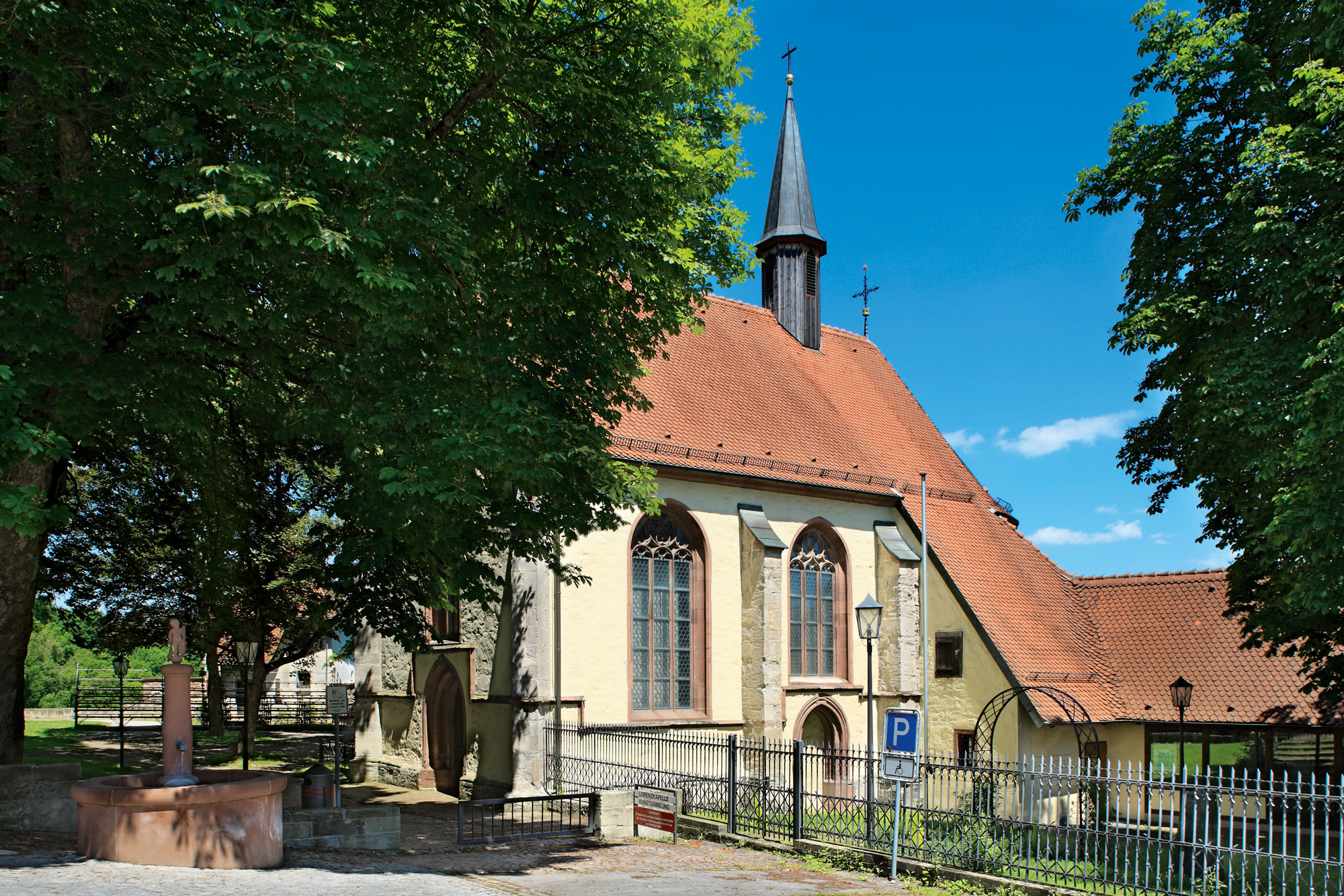 Kunstsammlung in der ehemaligen Friedhofskapelle